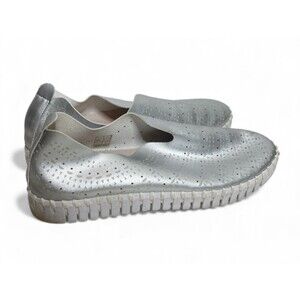 Ilse Jacobsen Tulip Sneaker Womens Size 37 US 7 Silver Slip On Shoes